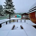 Casa De Madera