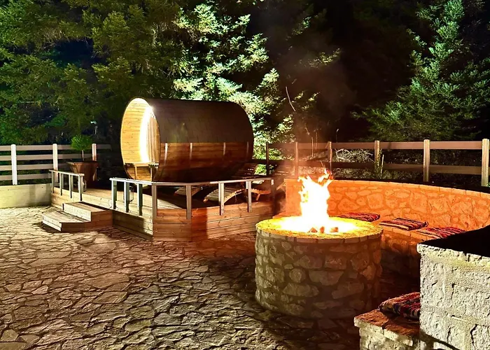 Casa De Madera * Παύλιανη